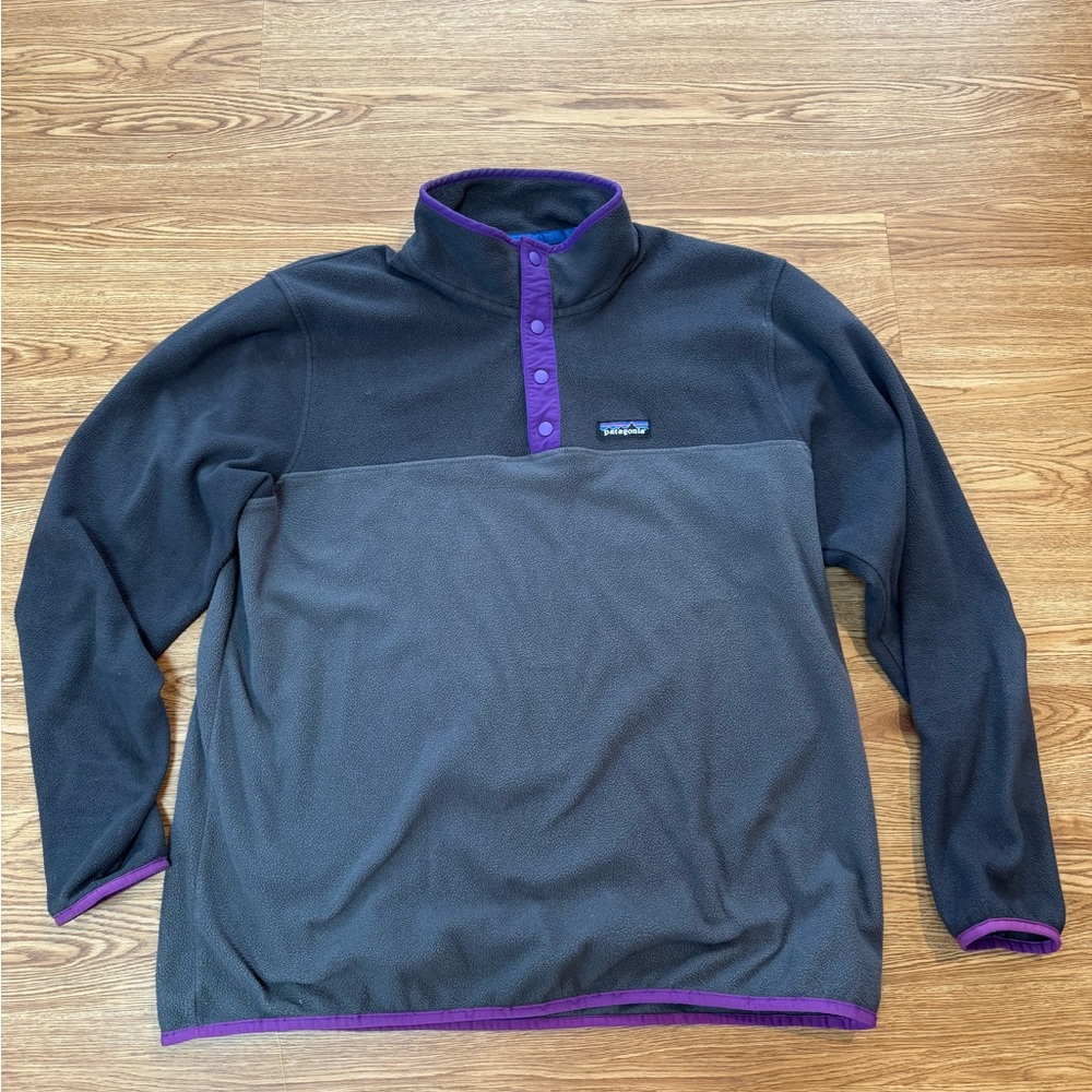 Patagonia Gray and Purple Fleece Pullover